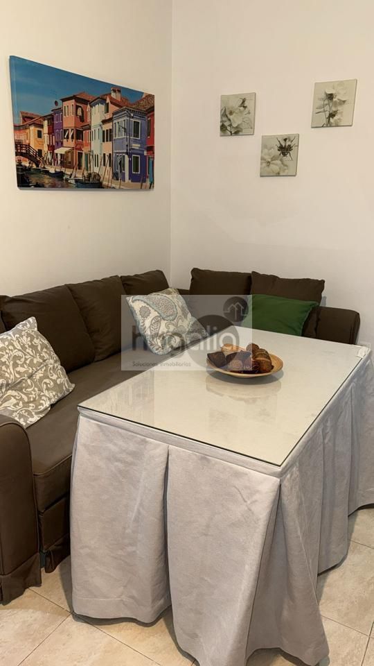 Sala d'estar de Planta baixa de lloguer en  Sevilla Capital amb Aire condicionat i Moblat