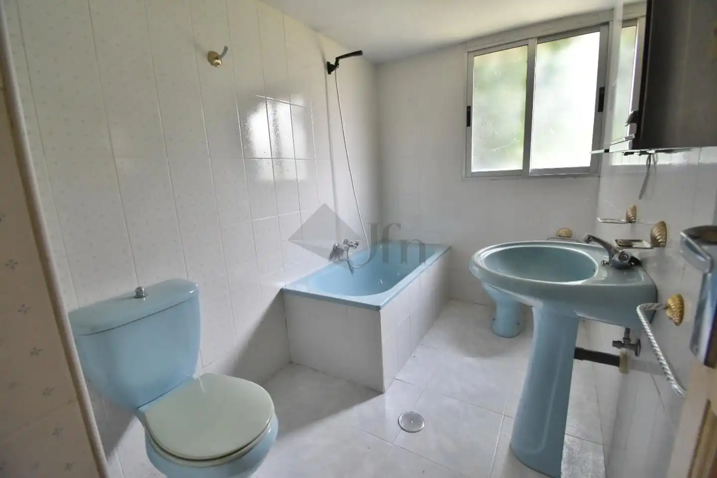 Baño de Casa adosada en venta en Bocigas con Jardín privado