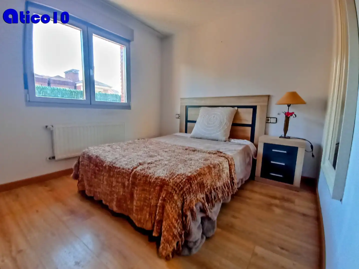Bedroom of Attic for sale in Oviedo   with Heating, Parquet flooring and Terrace