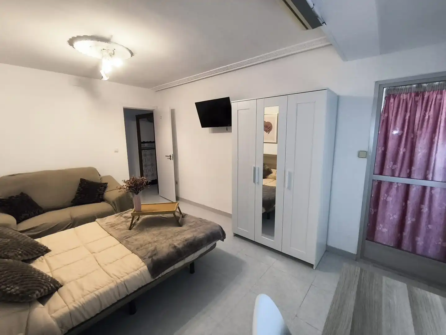 Bedroom of Flat for share in Alcalá de Henares  with Air Conditioner, Heating and Terrace