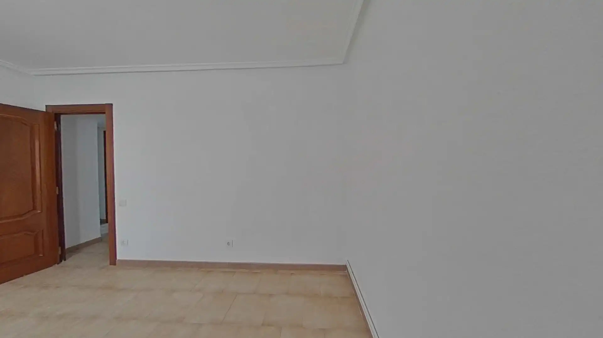 Bedroom of Flat for sale in Zaragoza  with Heating, Parquet flooring and Oven