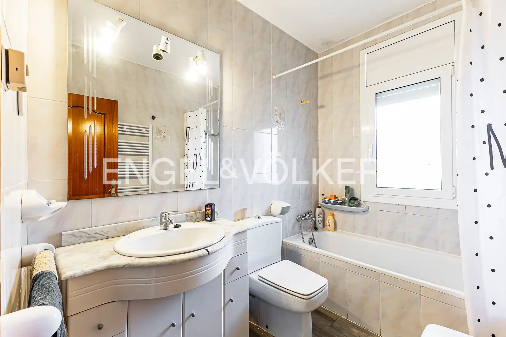 Haus mit Pool zum Verkauf in Torrelles de Llobregat, imagen 23