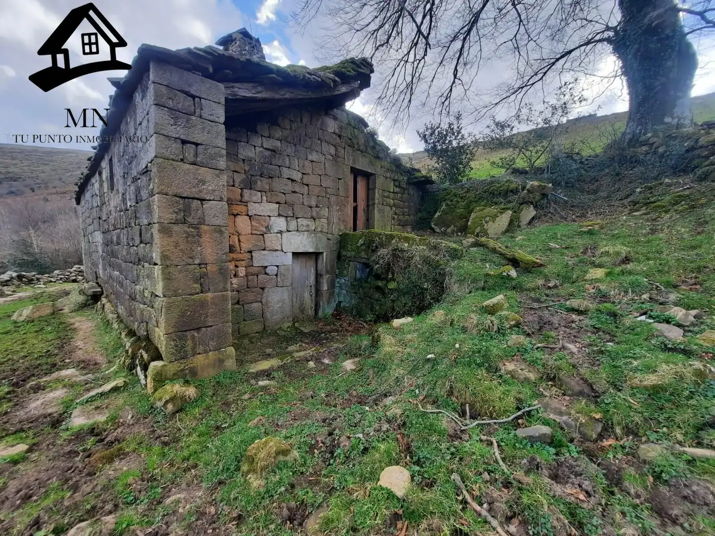 Casa rústica amb jardí en venda a San Pedro del Romeral, imagen 5