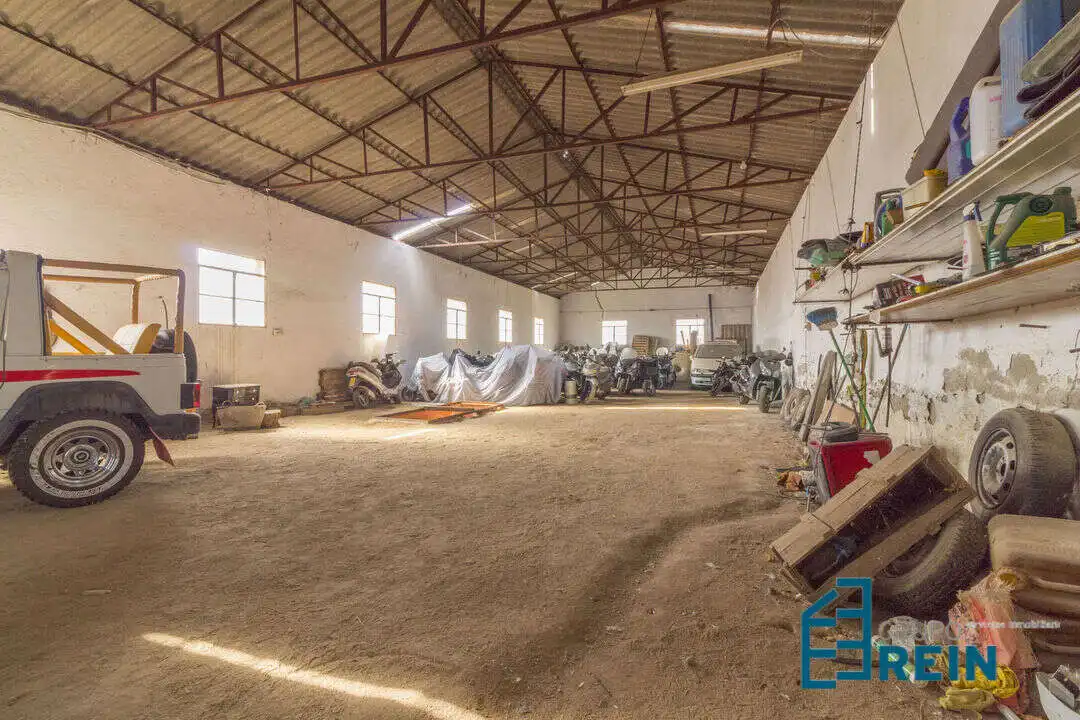 Industrial buildings for sale in Recas, Toledo