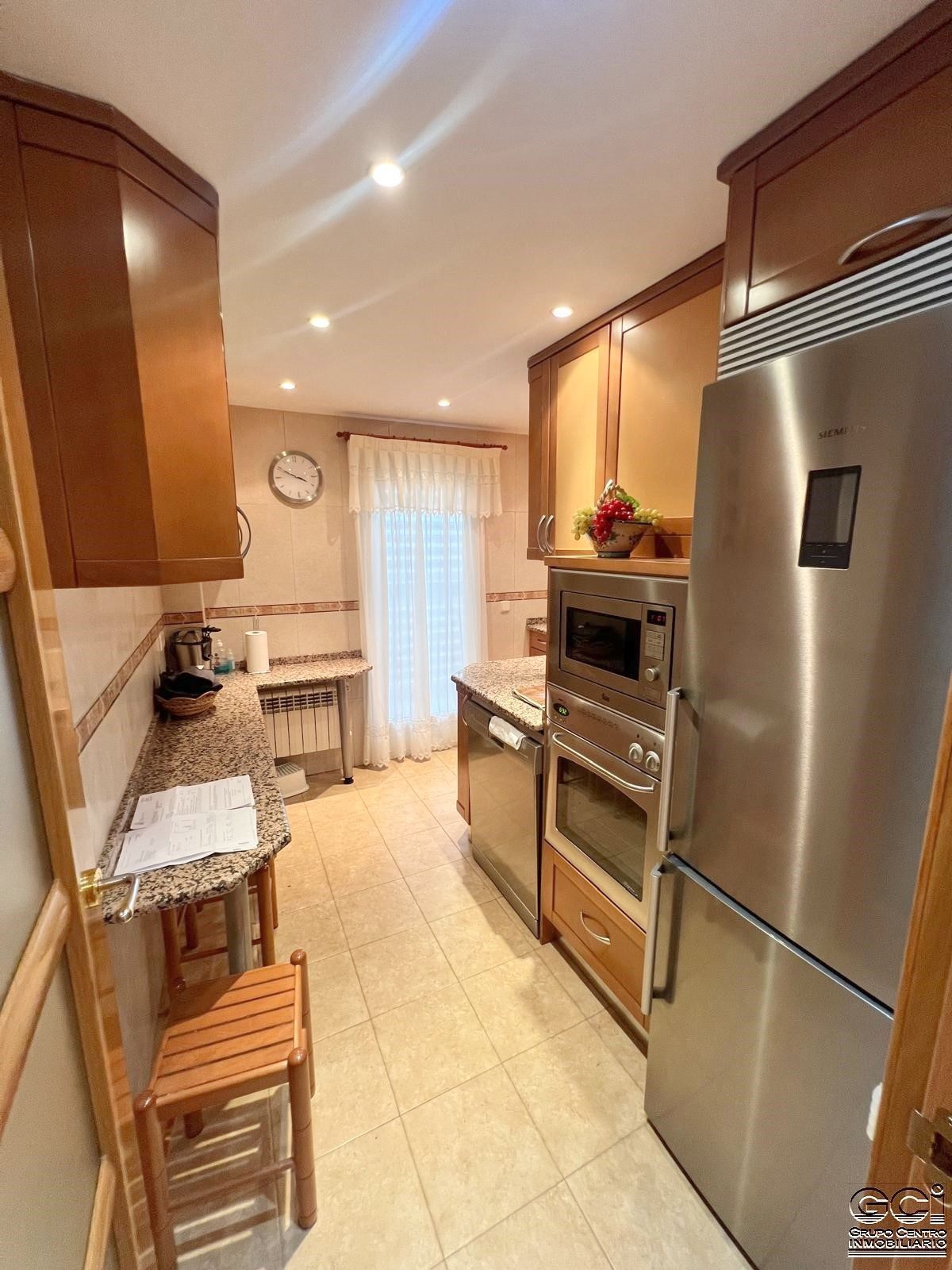 Kitchen of Flat for sale in  Madrid Capital  with Terrace