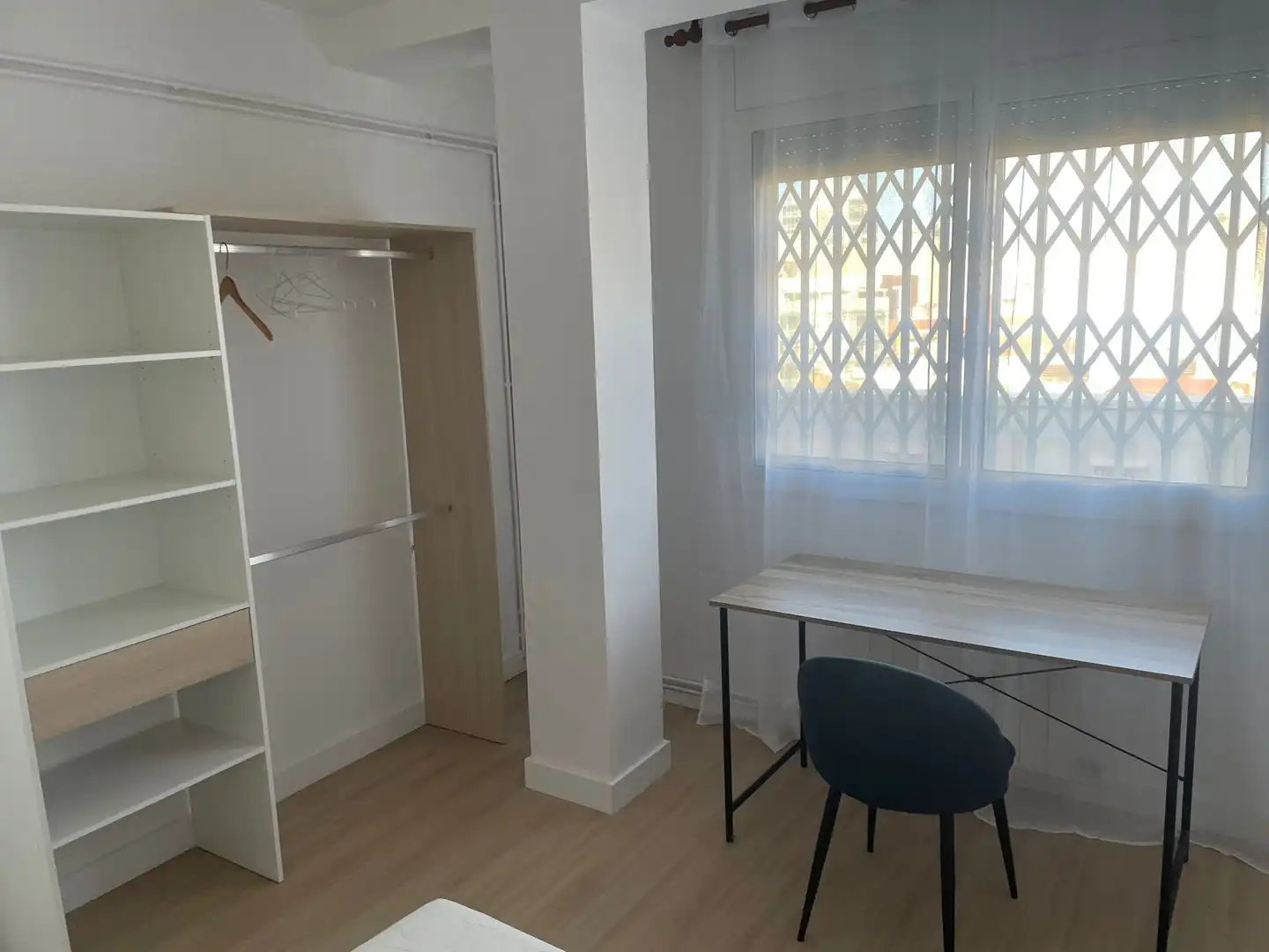 Habitación de Ático de alquiler en Tarragona con Aire acondicionado, Calefacción y Parquet
