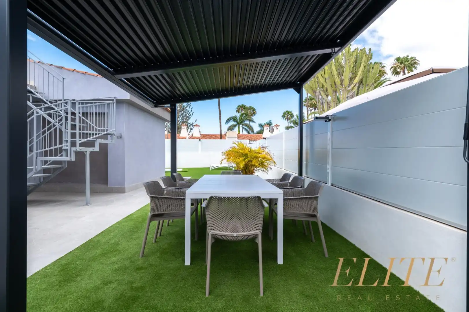 Terrace of Detached homes for sale in San Bartolomé de Tirajana  with Air Conditioner, Private garden and Terrace