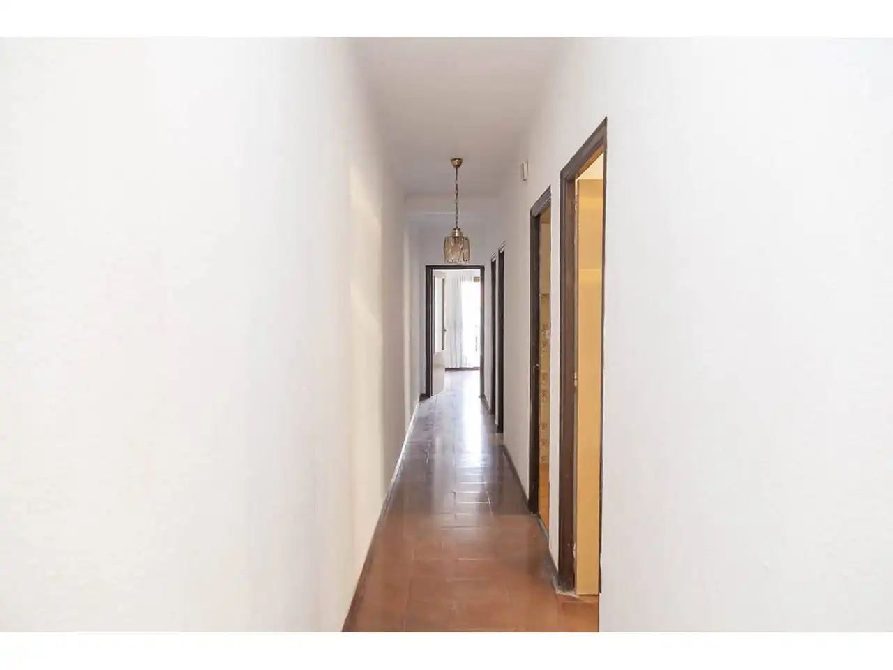 Piso en venta en L'Hospitalet de Llobregat con Balcón