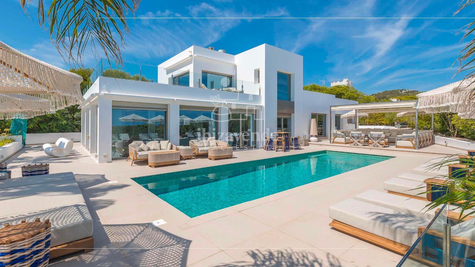 Vista exterior de Casa o xalet en venda en Santa Eulària des Riu amb Aire condicionat, Calefacció i Piscina