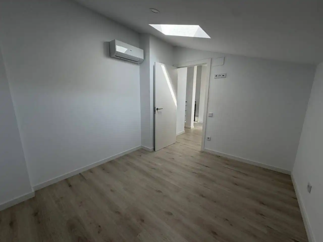 Duplex avec terrasse à vendre à Calle Joaquim Rubió i Ors, imagen 10