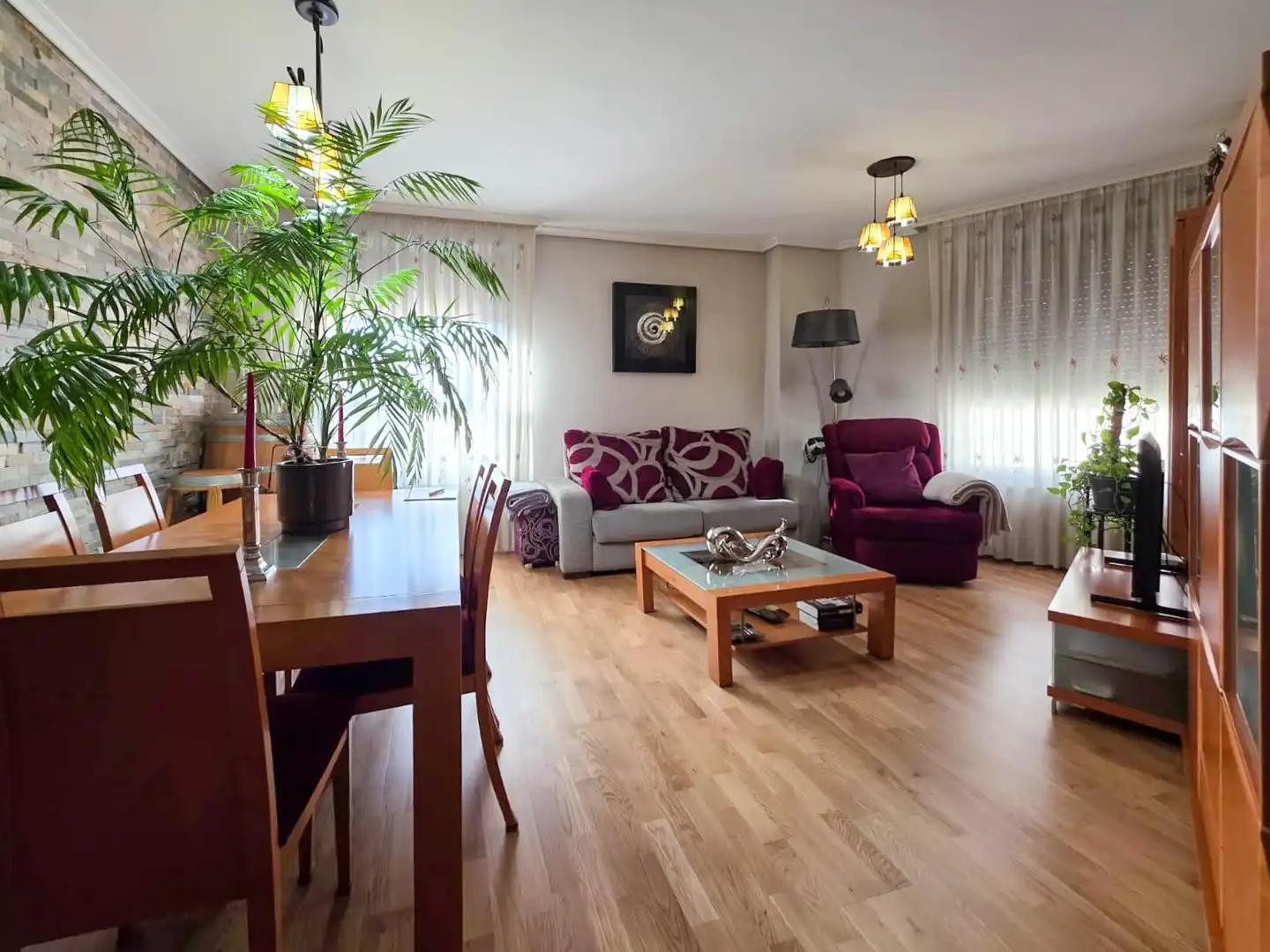 Living room of Flat for sale in  Madrid Capital  with Air Conditioner, Private garden and Storage room