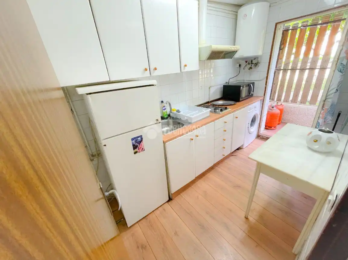 Cocina de Piso en venta en Guadarrama con Calefacción, Terraza y Piscina comunitaria