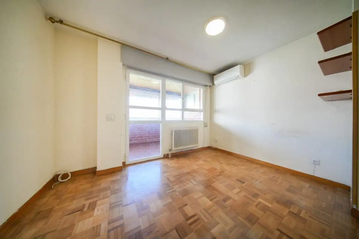 Flat with terrace for sale in Calle de Fermín Caballero, imagen 25