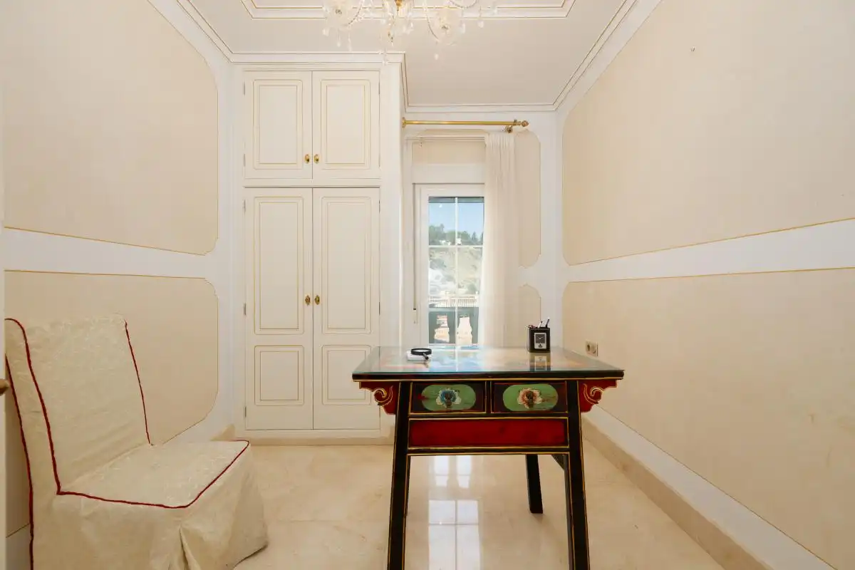 Dormitori de Casa o xalet en venda en Elche / Elx amb Aire condicionat, Calefacció i Jardí privat