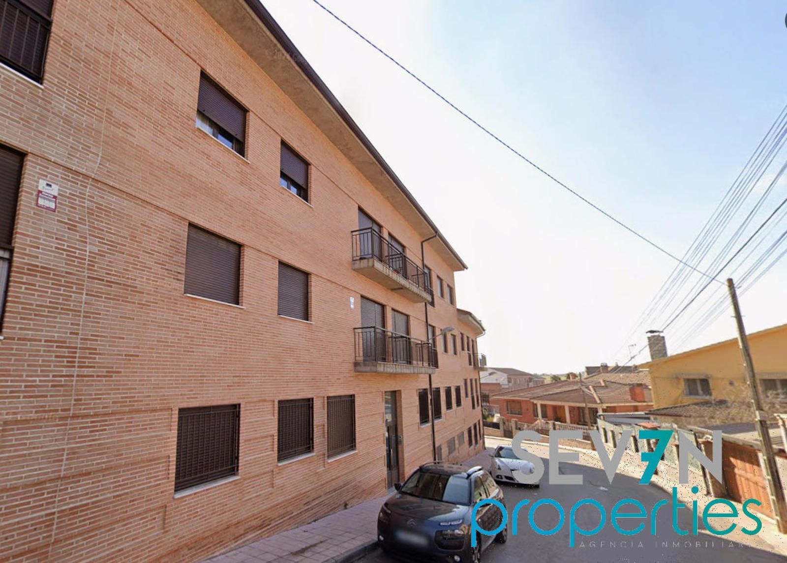 Exterior view of Flat for sale in Camarena  with Heating, Terrace and Storage room