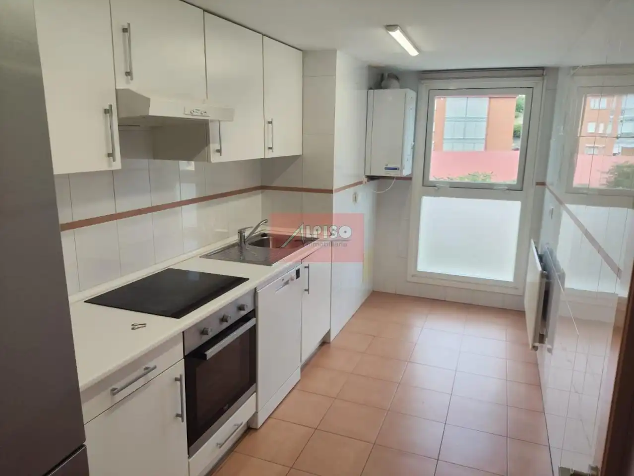Küche von Wohnung zum Verkauf in Ourense Capital  mit Heizung und Möbliert