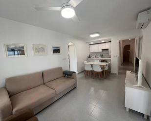 Sala d'estar de Pis en venda en Alicante / Alacant amb Aire condicionat, Terrassa i Piscina