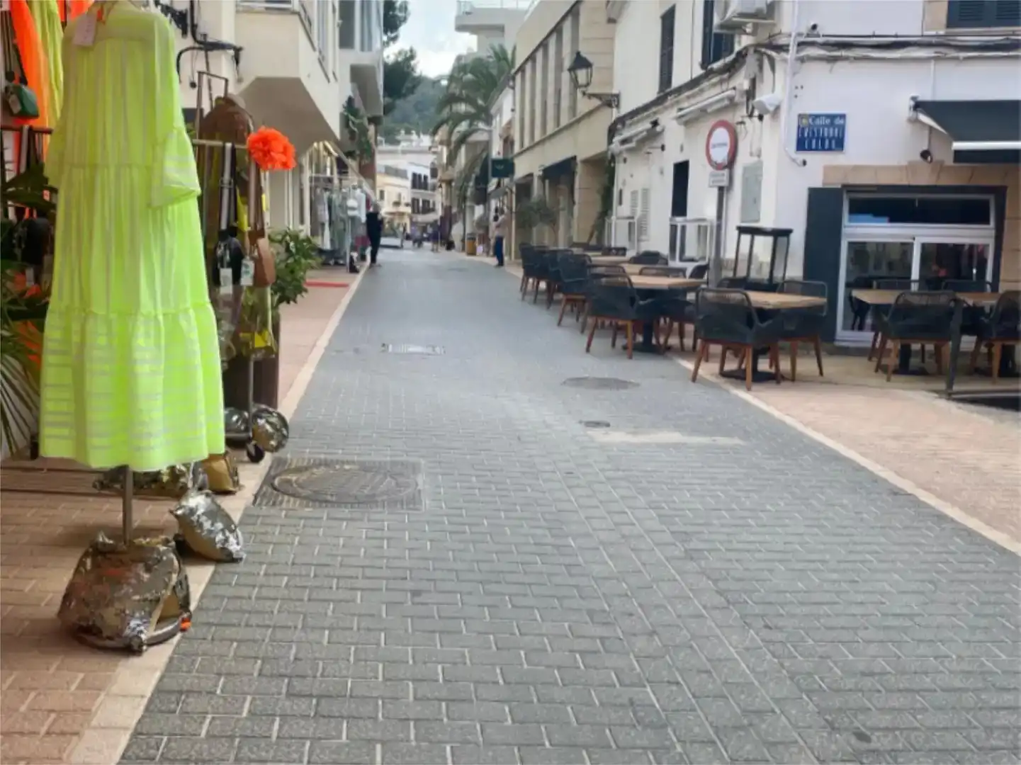 Exterior view of Commercial properties for rent in Andratx  with Air Conditioner and Furnished