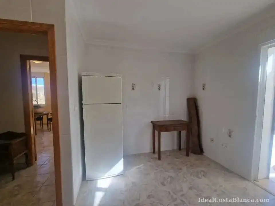 Cuina de Apartament de lloguer en Confrides, Alicante
