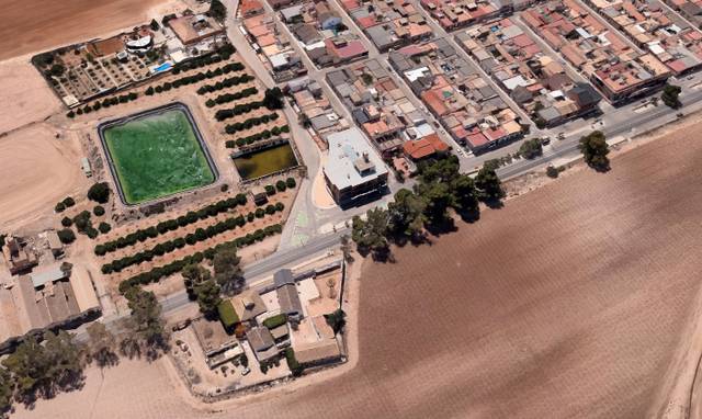 Local comercial en Venta en Calle Rodrigo de Caro en Miranda