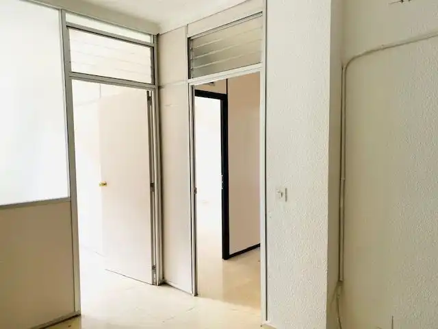 Office space with lift to rent in Centro - Plaza Mayor, imagen 15