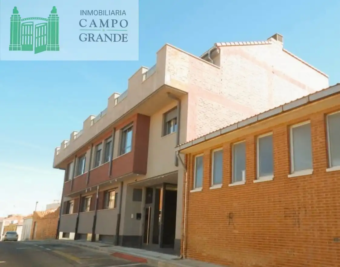 Vista exterior de Piso en venta en Palencia con Calefacción y Trastero