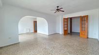 Sala d'estar de Pis en venda en Miramar amb Balcó