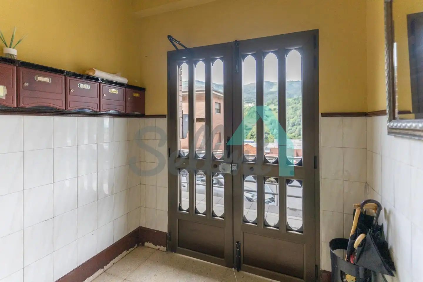 Piso de alquiler en Aller con Calefacción, Trastero y Amueblado