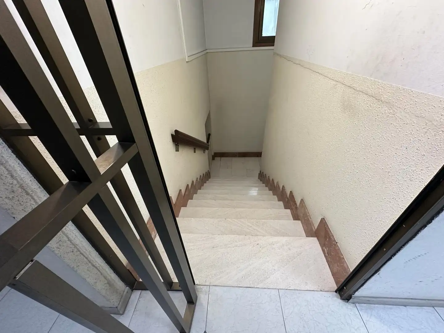 Storage room for sale in Pasaia
