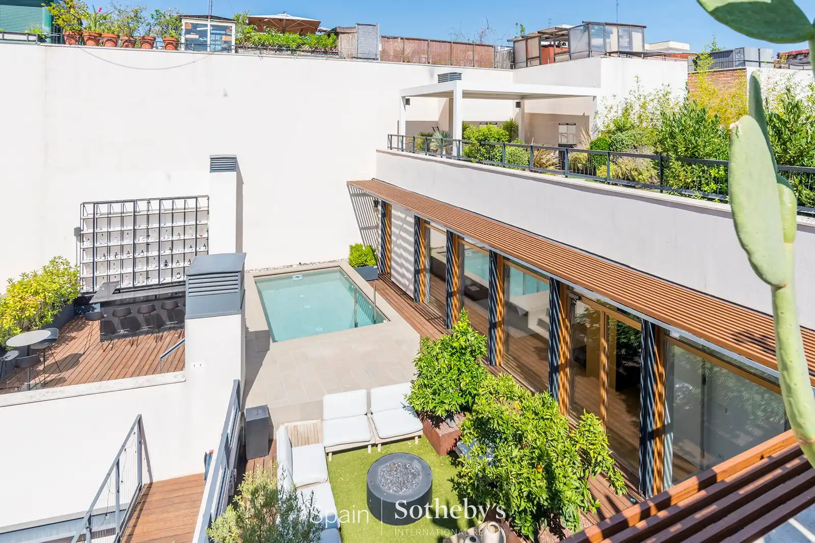 Terraza de Ático en venta en Madrid con Aire acondicionado, Calefacción y Jardín privado