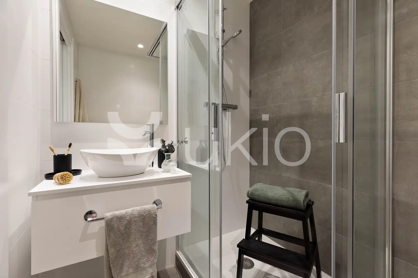 Apartamento con terraza en alquiler en Carrer Gran de Gràcia, imagen 17