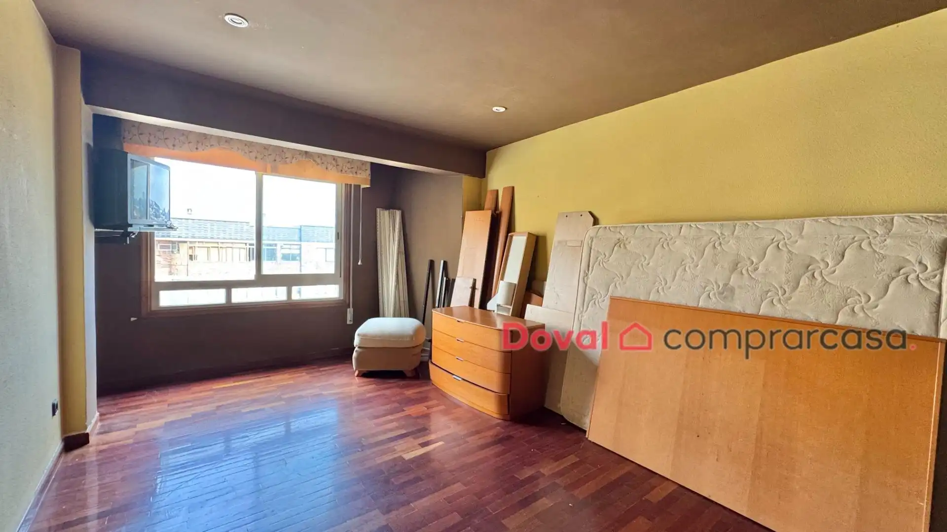 Bedroom of Flat for sale in Vigo   with Parquet flooring
