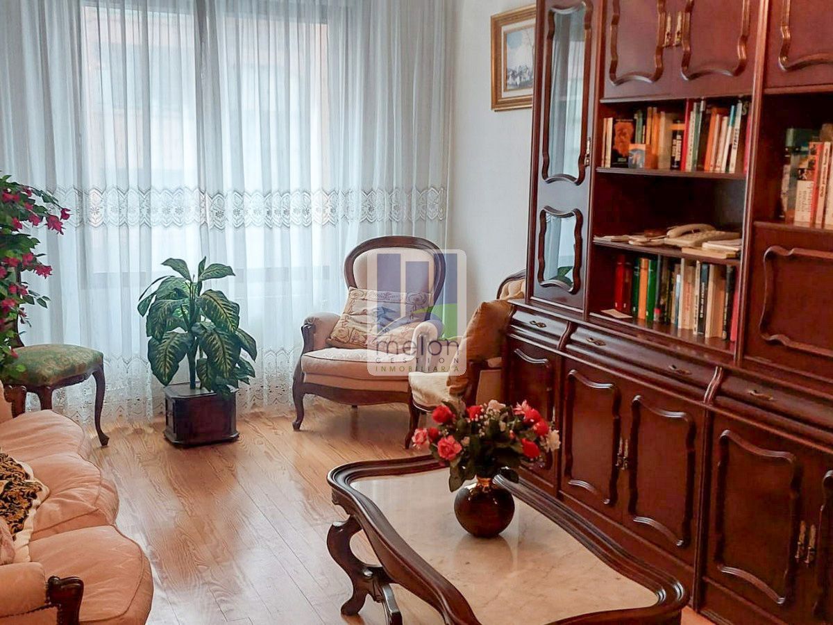 Sala d'estar de Pis en venda en Burgos Capital amb Traster