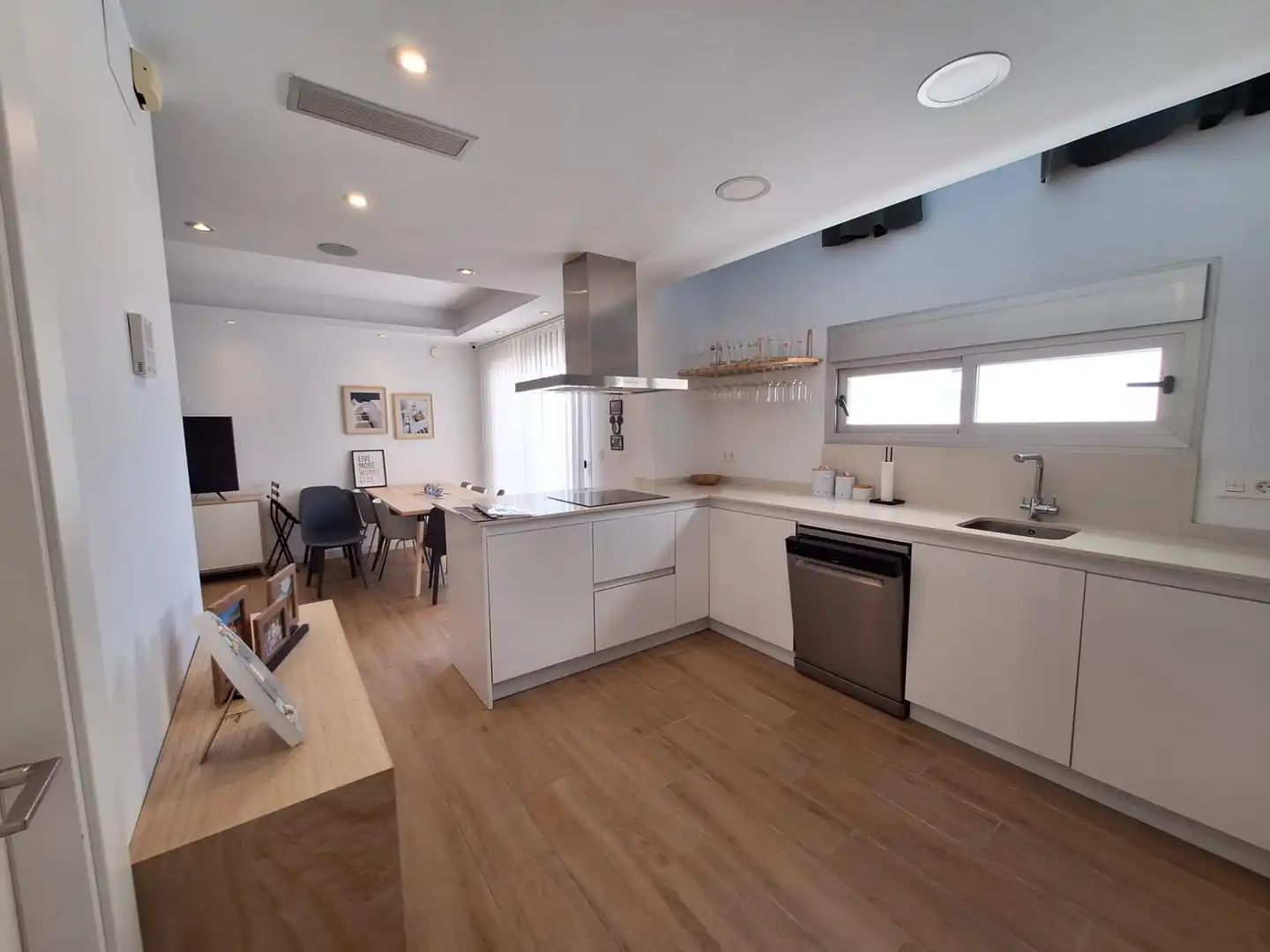 Chalet con terraza en venta en Calle TOMAS VALCARCEL, imagen 9