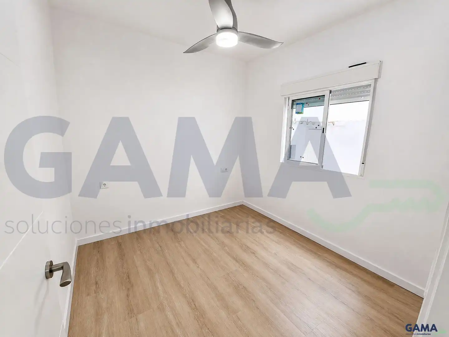 Flat for sale in Carcaixent  with Terrace
