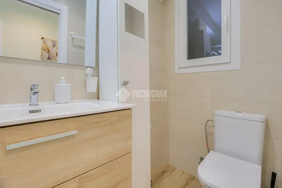 Baño de Piso en venta en Rubí con Balcón