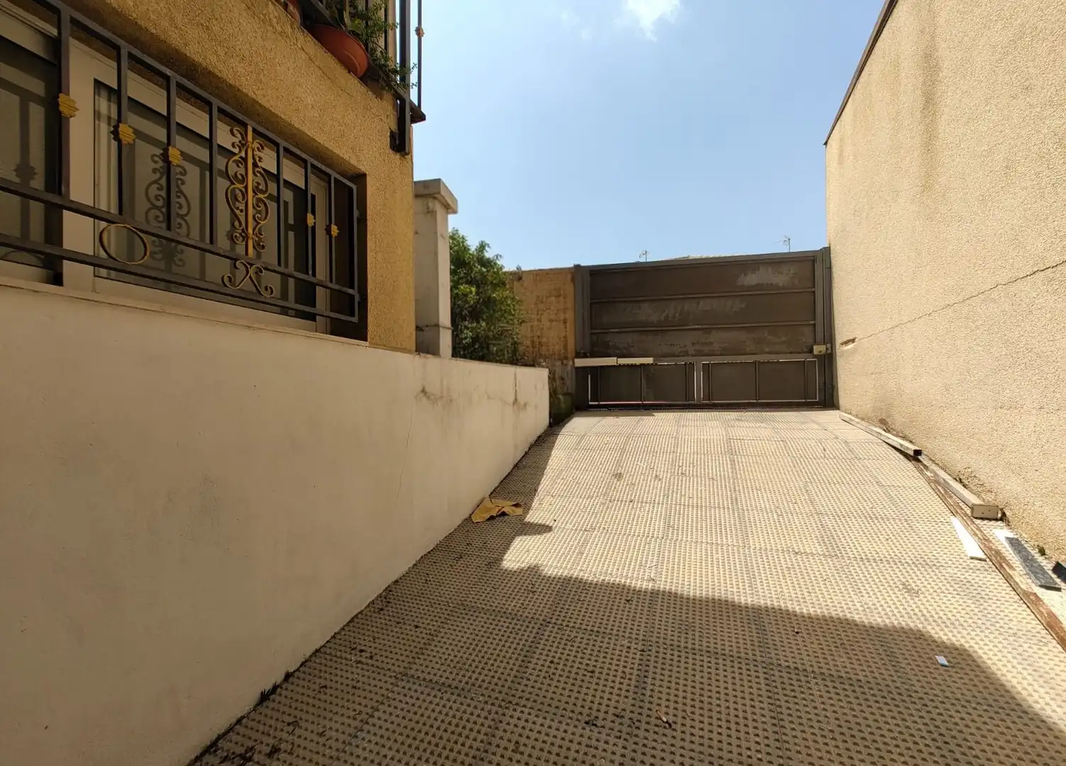 Vista exterior de Casa adosada en venda en Las Torres de Cotillas amb Jardí privat, Terrassa i Piscina