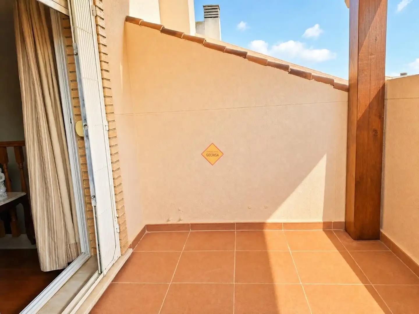 Terrassa de Casa o xalet en venda en Paterna amb Aire condicionat, Calefacció i Jardí privat