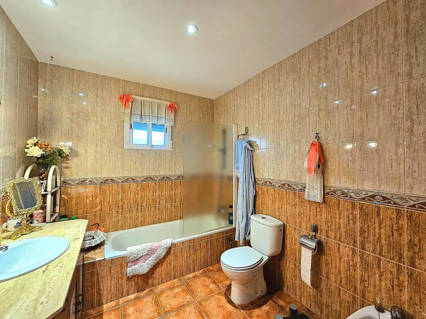 Bathroom of Houses for sale in Córdoba  with Air Conditioner, Private garden and Terrace