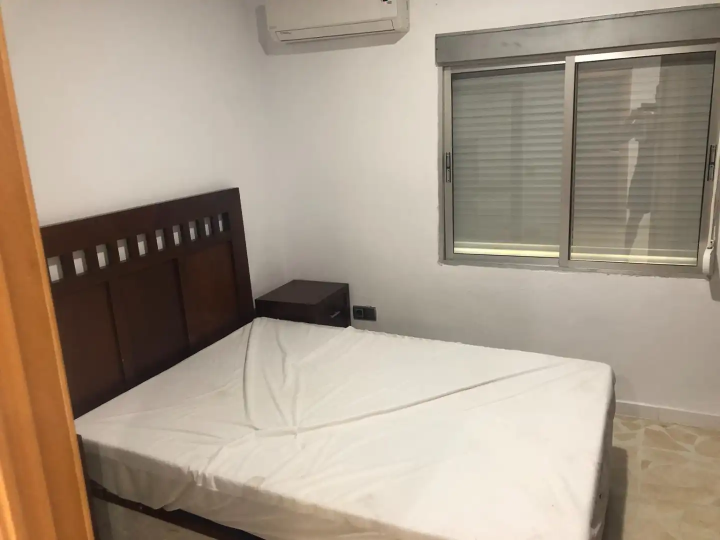 Habitación de Casa adosada en venta en Camas con Aire acondicionado, Calefacción y Terraza
