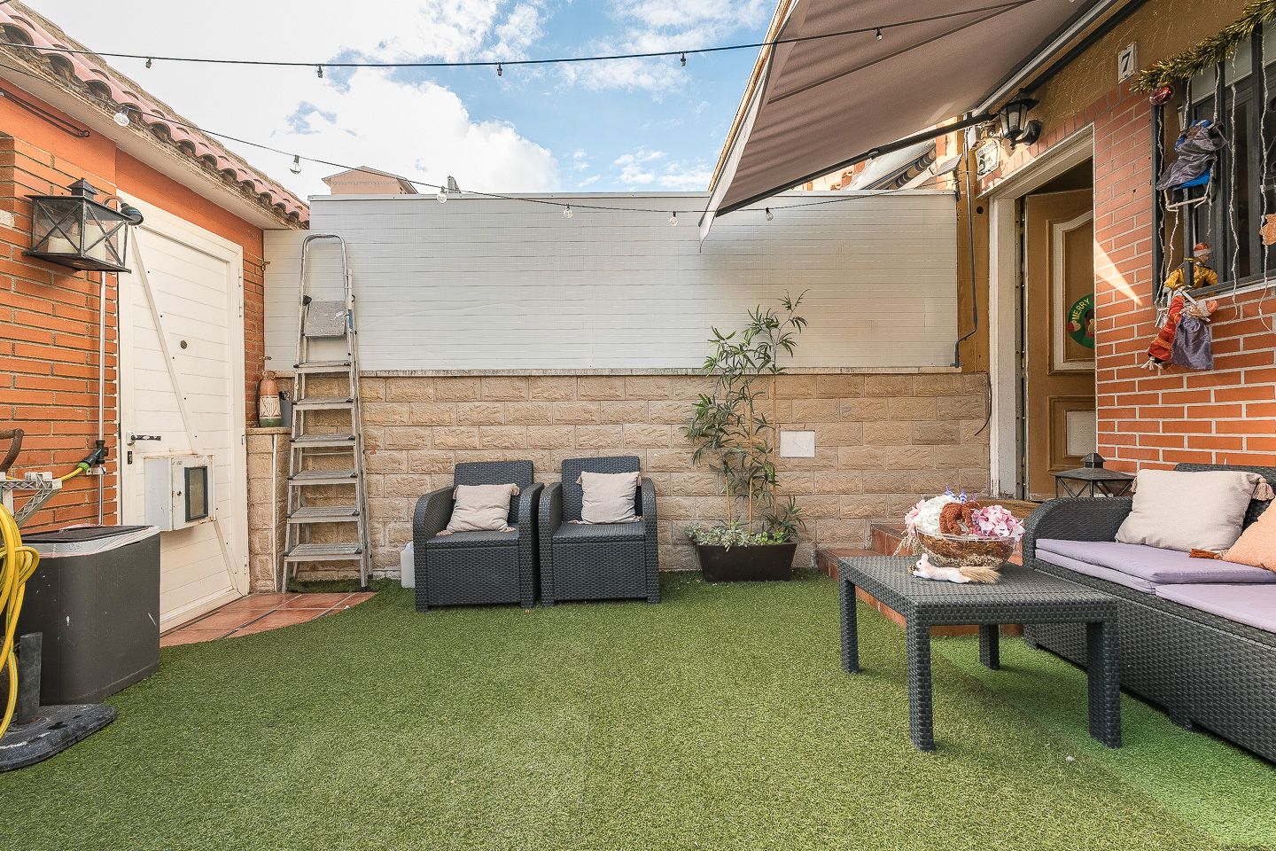 Terrace of Single-family semi-detached for sale in  Barcelona Capital  with Air Conditioner, Heating and Terrace