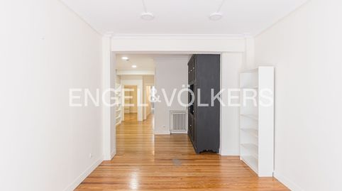 Foto 4 de Piso en venta en Vallehermoso, Madrid Capital