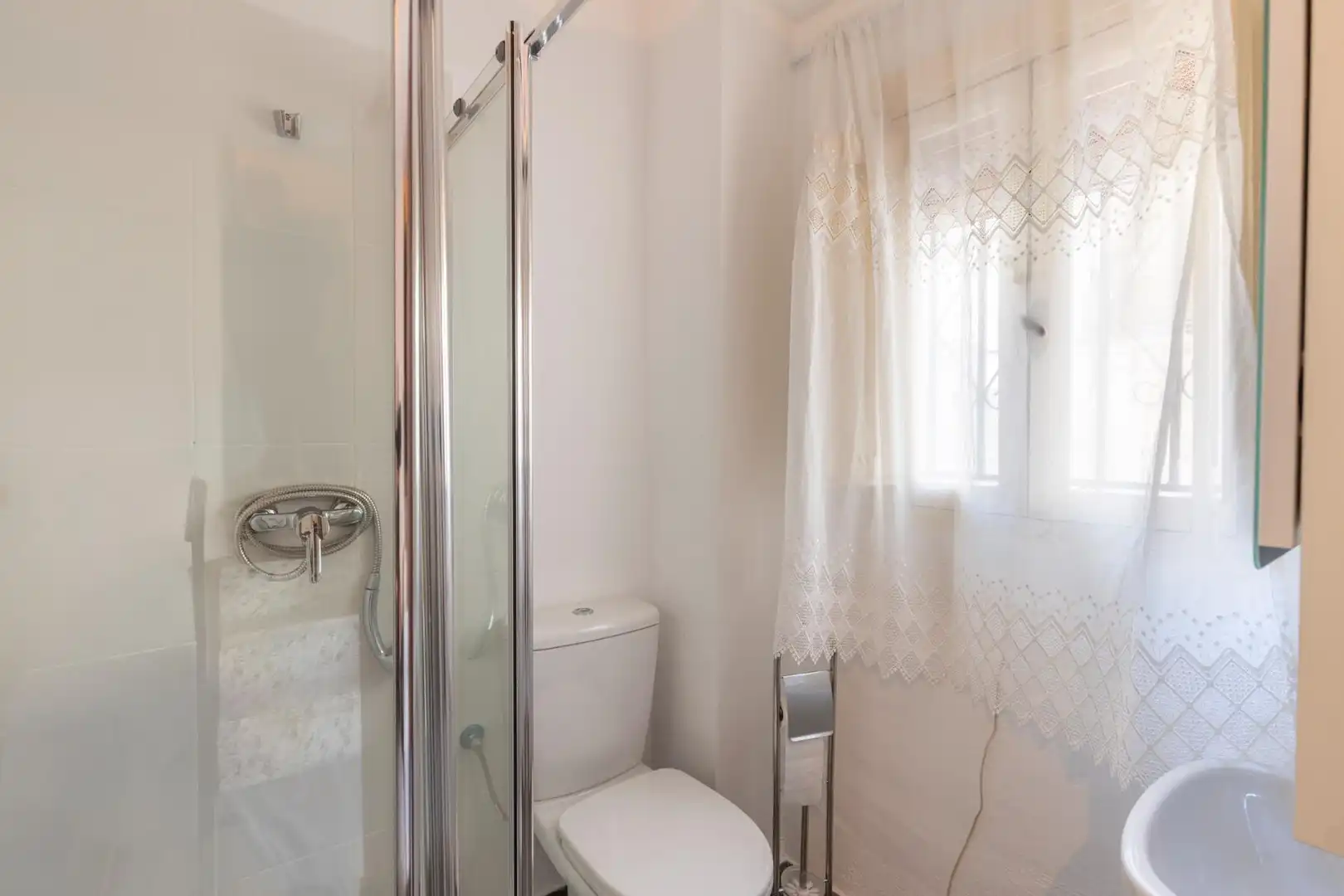 Badezimmer von Haus oder Chalet zum Verkauf in Güéjar Sierra mit Terrasse, Möbliert und Balkon