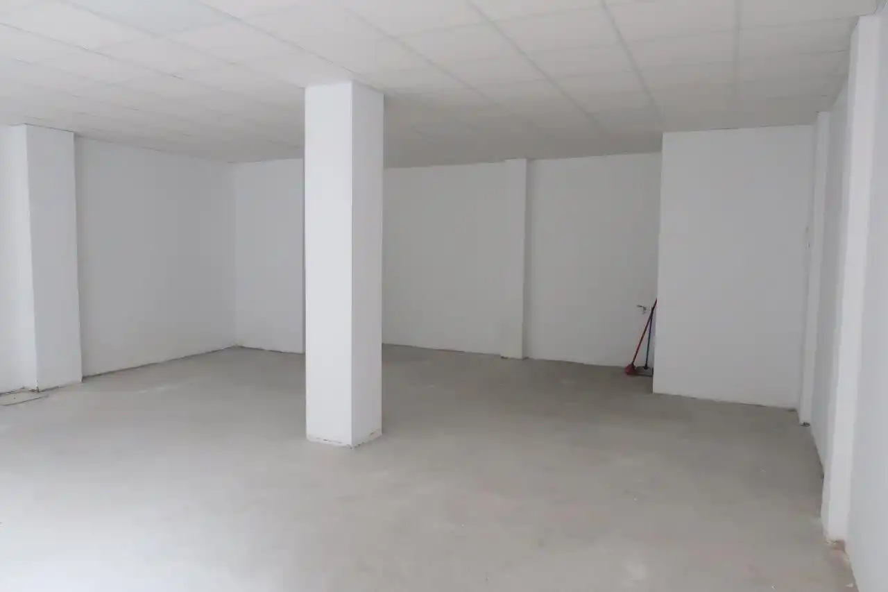 Gewerbefläche zur Miete in Agra Bragua, imagen 6