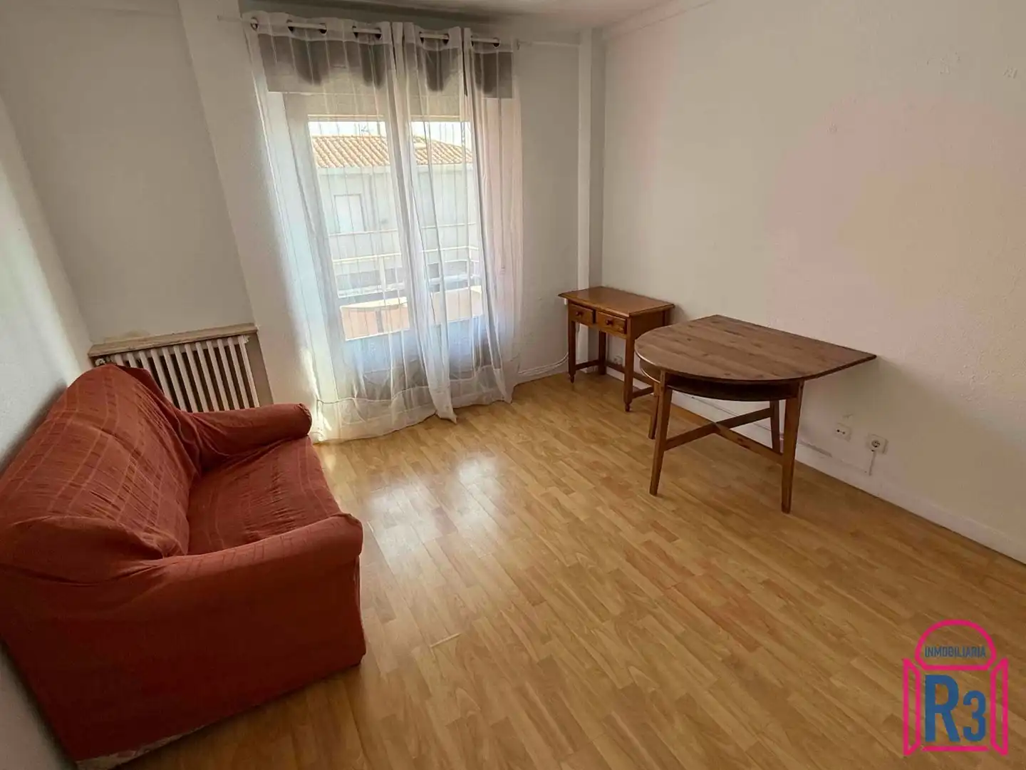 Living room of Flat for rent in León Capital   with Heating, Terrace and Furnished