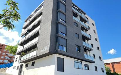 Exterior view of Flat for sale in Plasencia  with Heating and Private garden