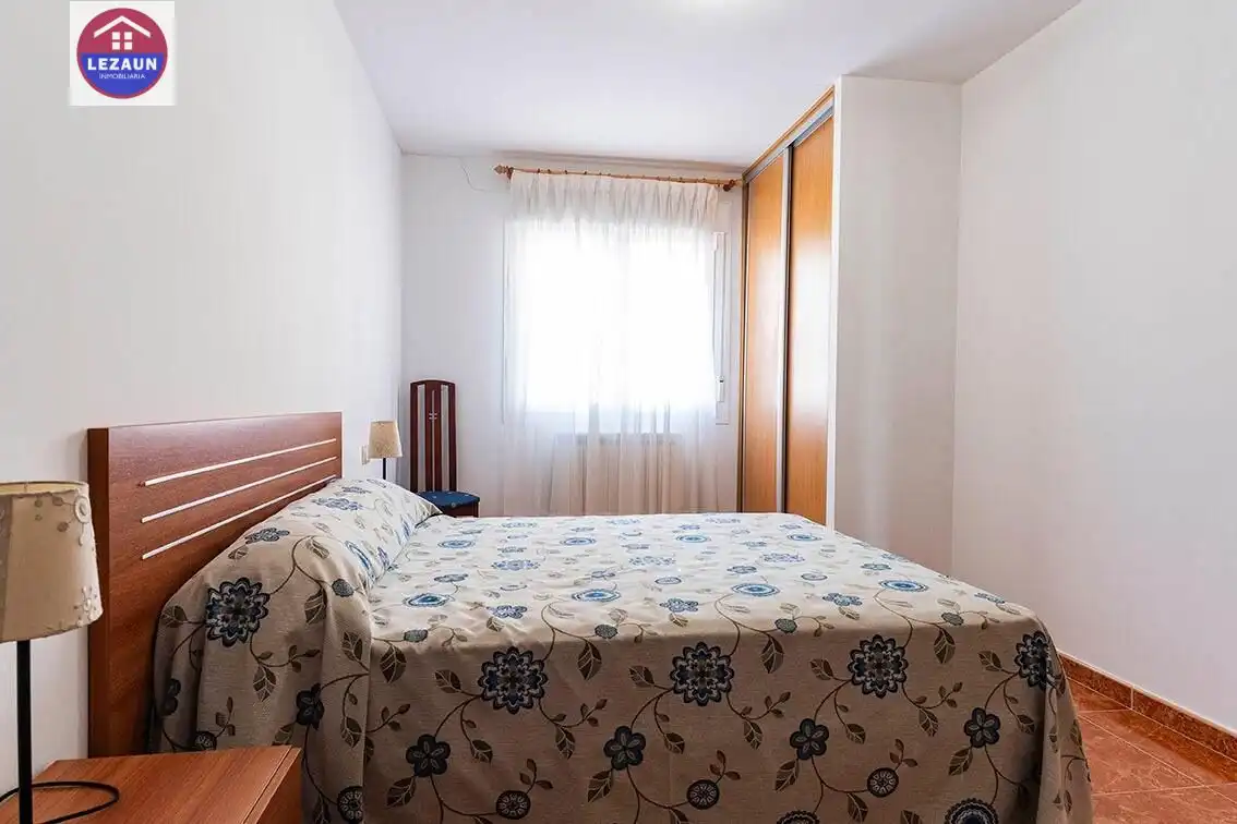 Habitación de Casa o chalet en venta en Marcilla con Jardín privado y Amueblado