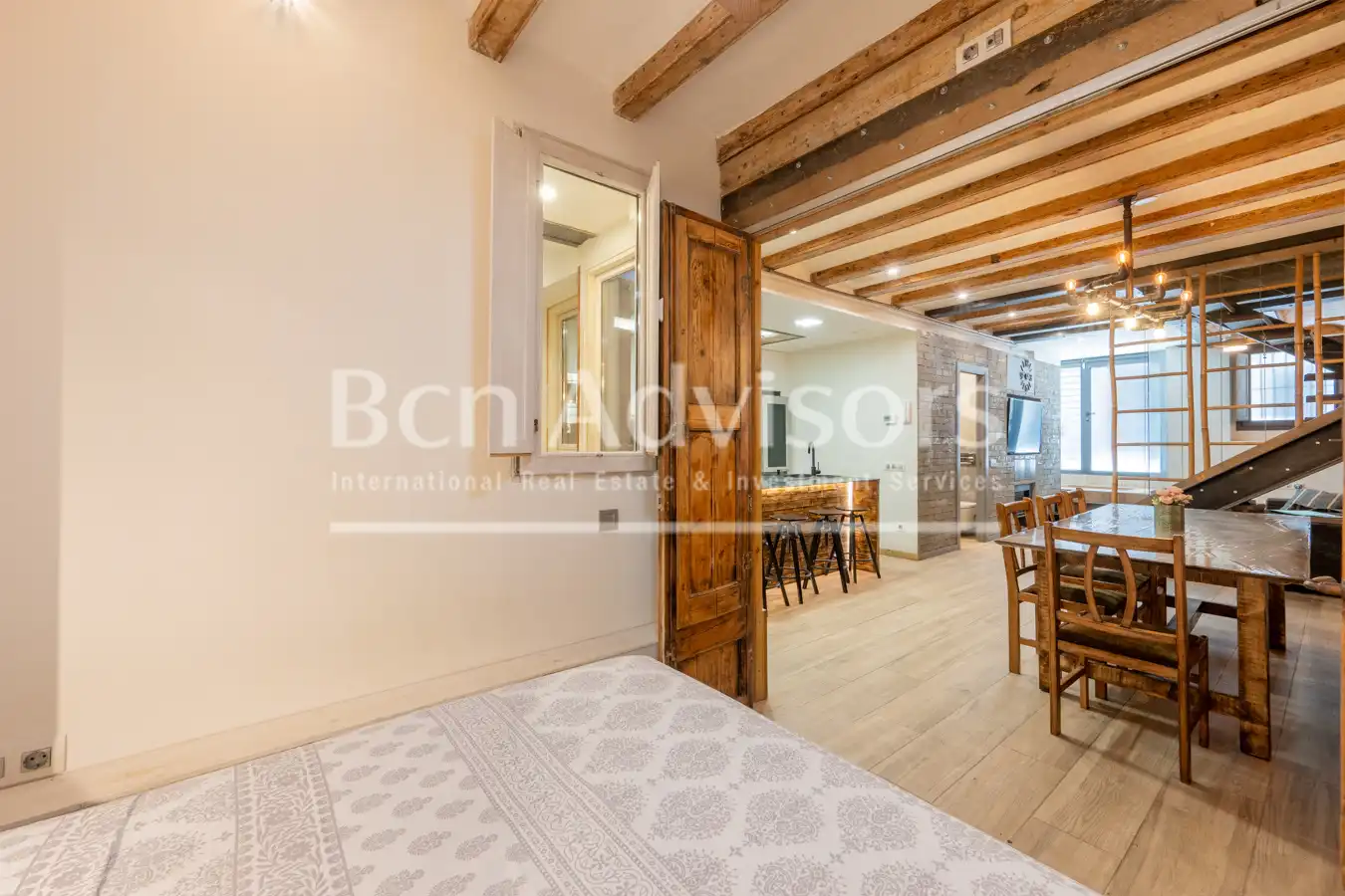 Bedroom of Duplexes for sale in Barcelona  with Air Conditioner, Heating and Parquet flooring