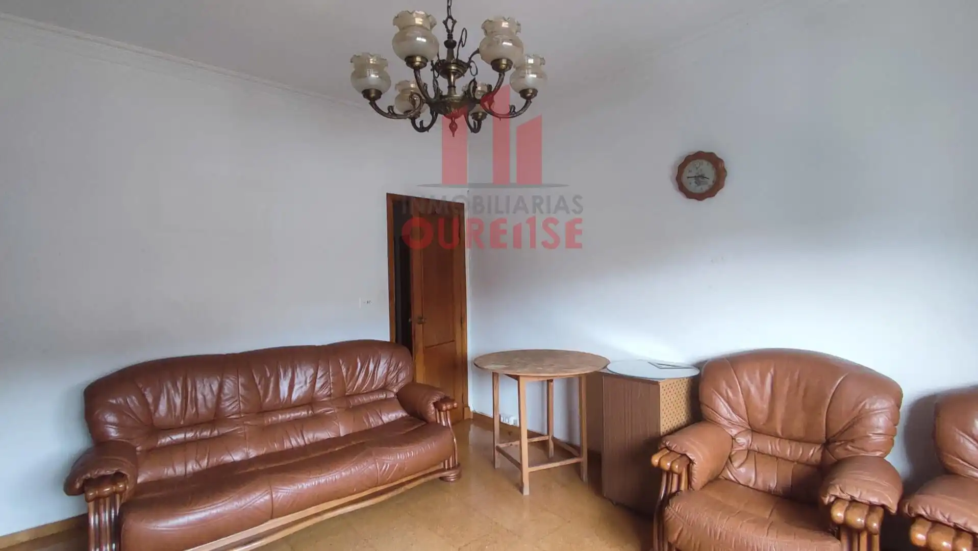 Sala d'estar de Casa o xalet en venda en Ourense Capital  amb Calefacció