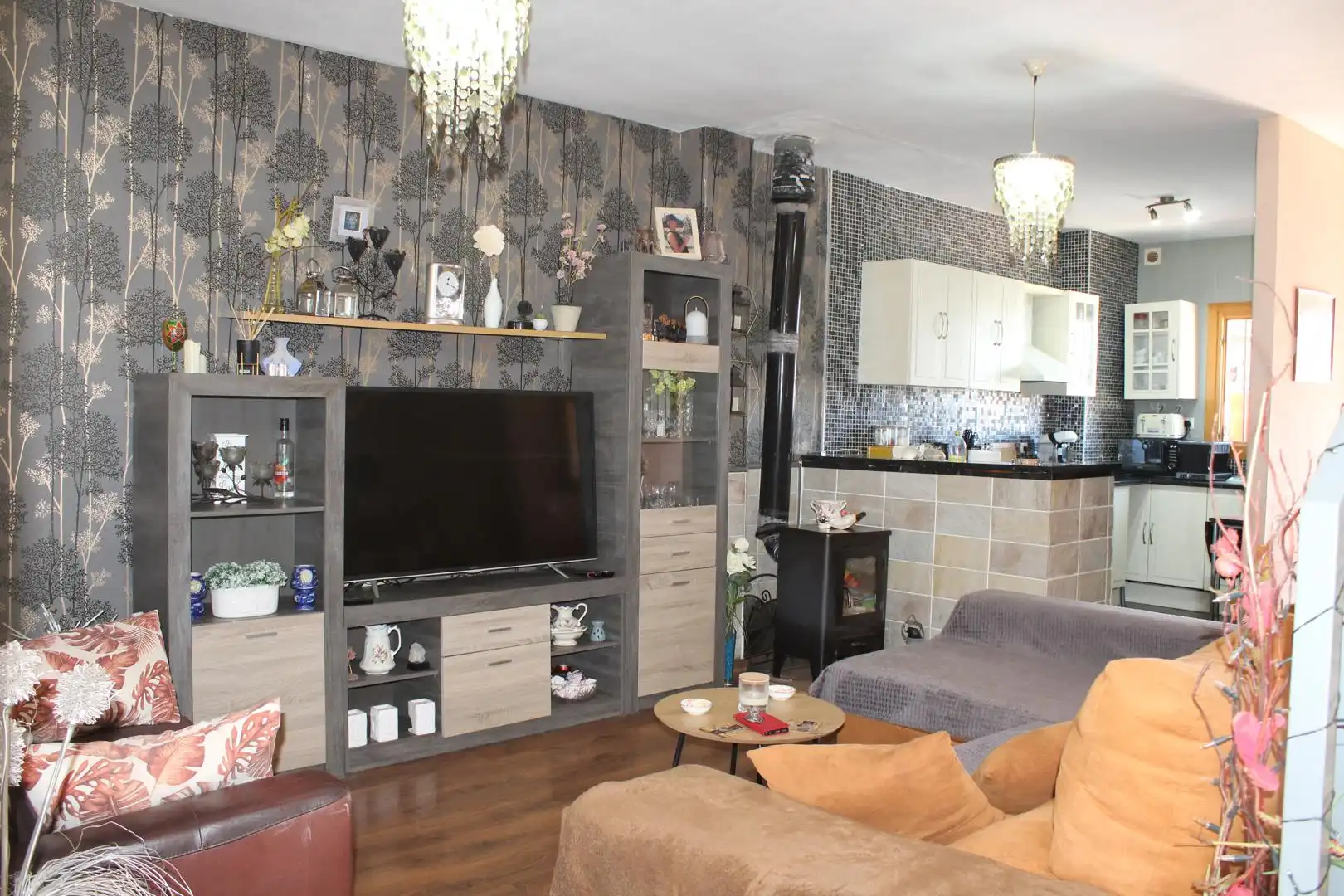 Sala de estar de Casa adosada en venta en Enix con Aire acondicionado, Calefacción y Jardín privado